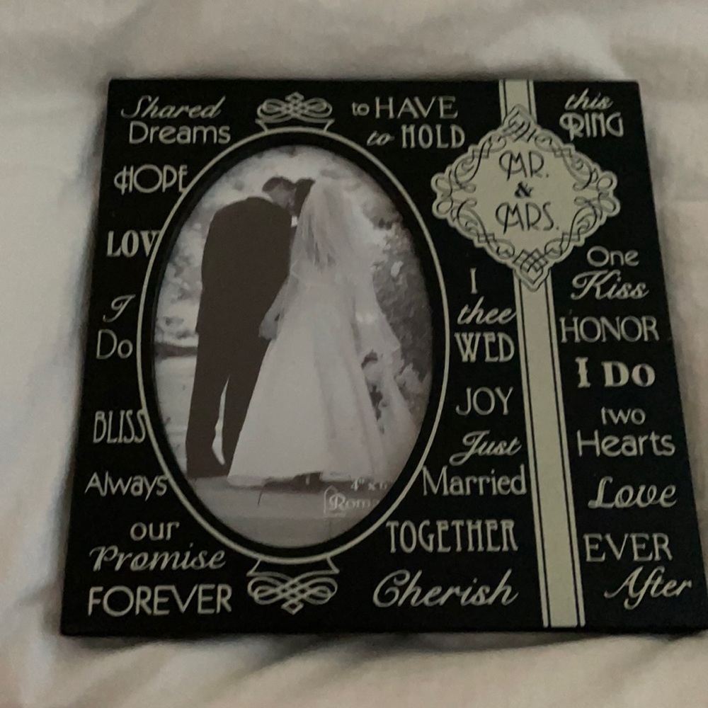 Wedding picture frame